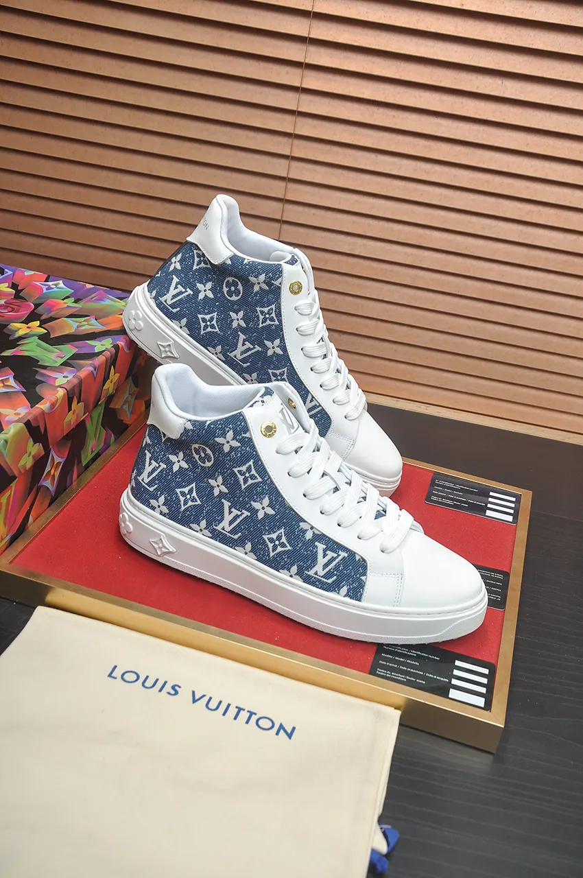 Men's shoes 💰600💶[LOUIS VUITTON] Original order price (mesh lining) new model 🍀LV Louis Vuitton * - top version of LV classic trendy shoes! Made of imported original cowhide, water-dyed cowhide lining, and original wear-resistant rubber outsole! High quality products! Code number 38-45 (45 is custom-made and cannot be returned or exchanged)